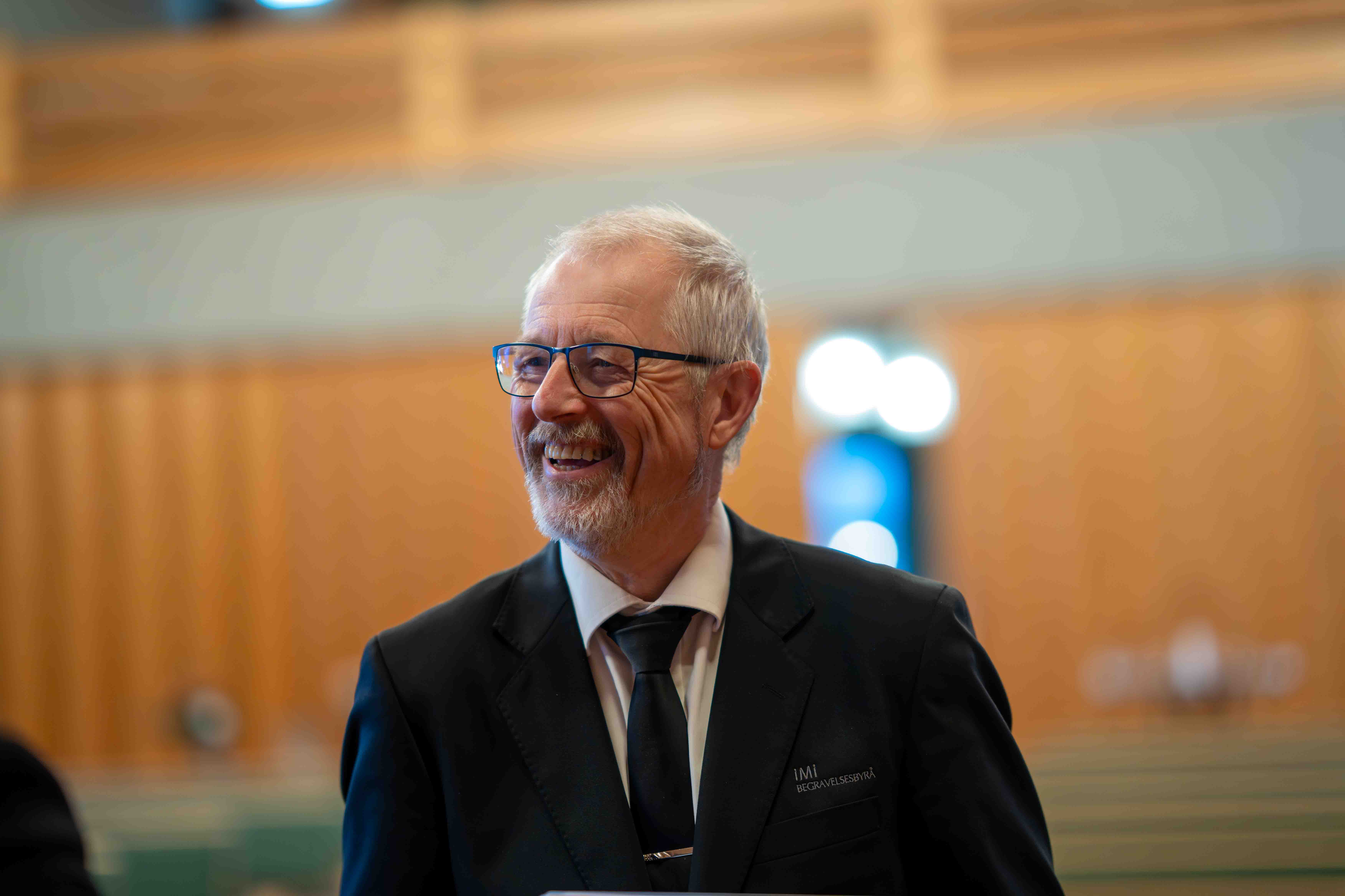 Medarbeider hos iMi Begravelsesbyrå